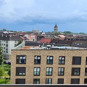 Apartment Glucksteinallee 33, City Airport Mannheim